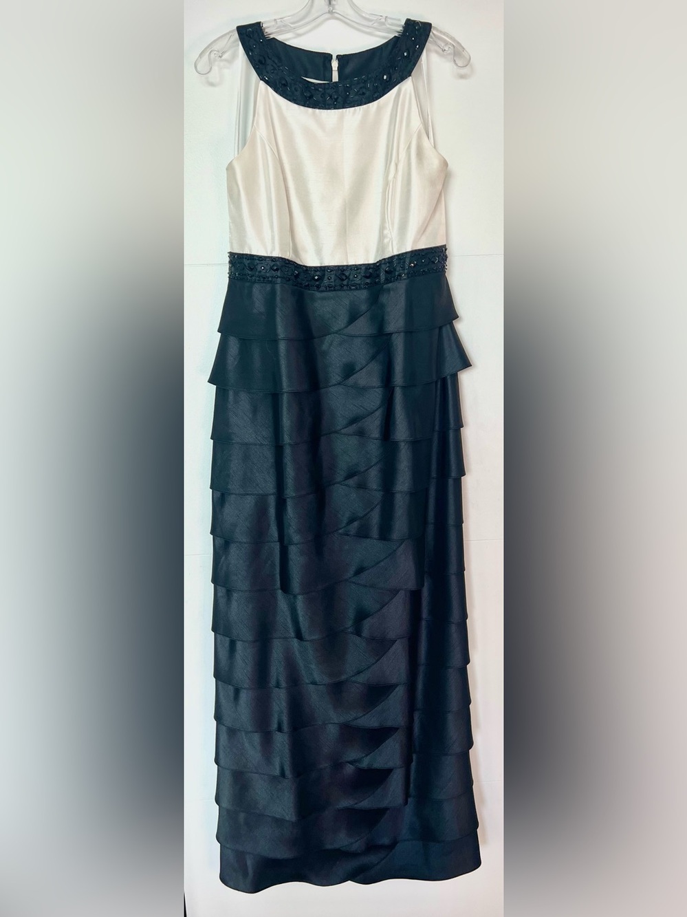 Jessica Howard Black Ivory Beaded Tiered Maxi Dress Size 12 Formal